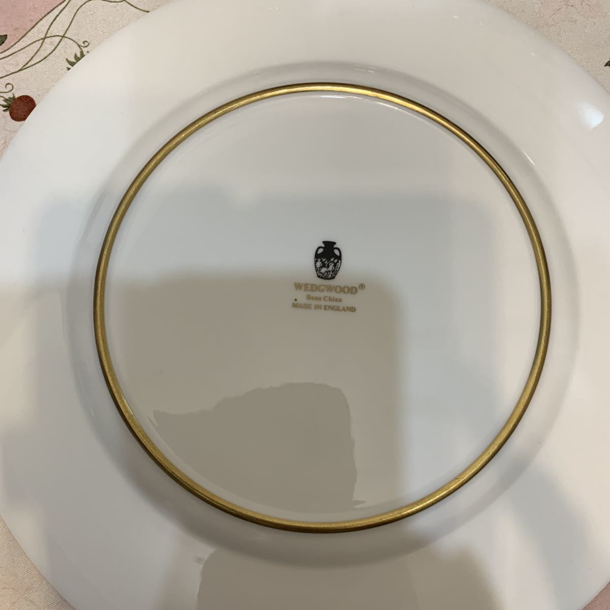 希少　ウェッジウッド 27cm(27.5cm)ディナープレート　飾り皿　　アストバリー、コロンビアシリーズが好きな方に_画像10