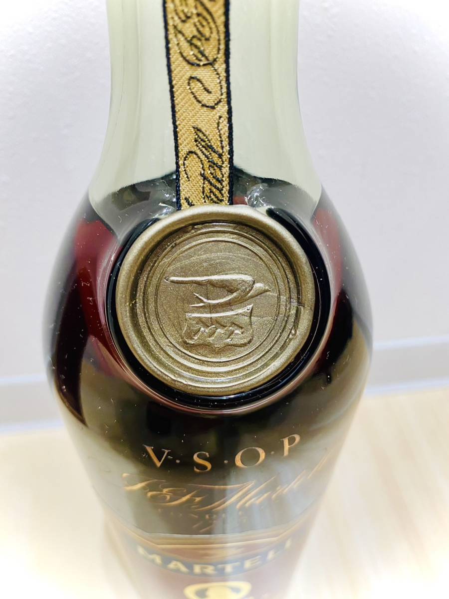 【OAK-2451HS】1円スタート! 未開栓 MARTELL VSOP MEDAILLON OLD FINE COGNAC 700ml 40％ アルコール 洋酒 古酒_画像4