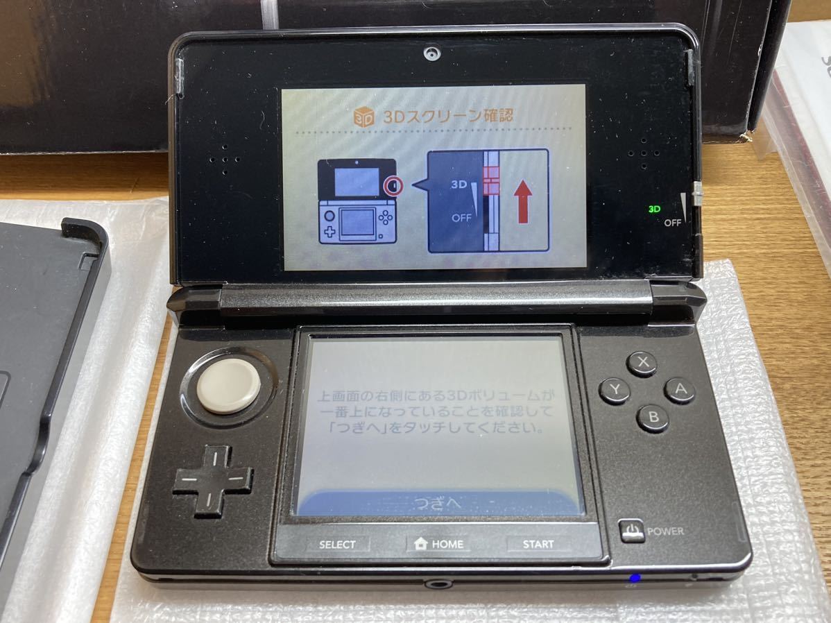 動作確認済み Nintendo 3DS コスモ ブラック 箱付き 任天堂 ニンテンドー3DS 1円スタート_画像3