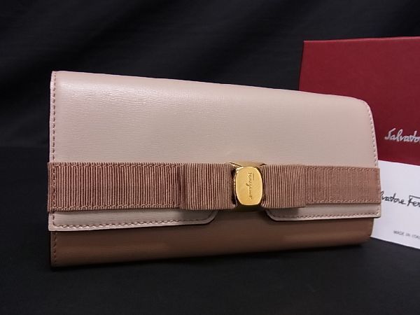 1円 ■極美品■ Salvatore Ferragamo フェラガモ JP-22-E008 ヴァラリボン レザー 二つ折り 長財布 ウォレット ピンクベージュ系 AU4619_画像1