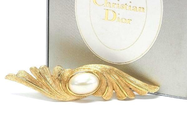 1円 ■美品■ ChristianDior クリスチャンディオール パール ピンブローチ ピンバッジ アクセサリー レディース ゴールド系 CB1575_画像1