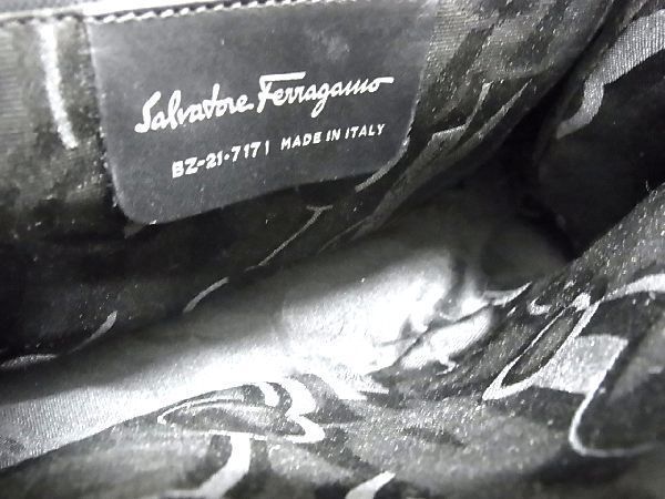 1円 Salvatore Ferragamo フェラガモ BZ-21 7171 ヴァラ レザー ワンショルダーバッグ 肩掛けかばん レディース ブラック系 AW0428_画像5