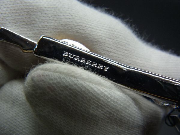 ■新品同様■ BURBERRY バーバリー ロゴモチーフ ネクタイピン アクセサリー 紳士 メンズ シルバー系 DD8600_画像4