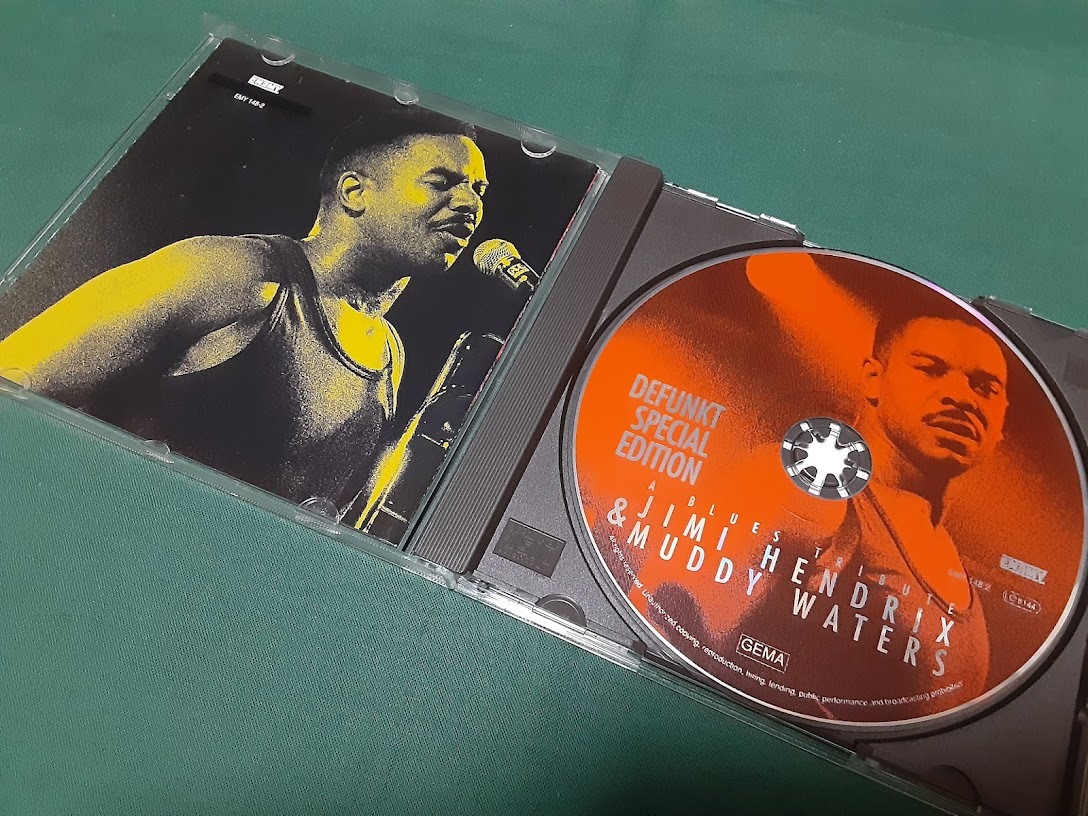 DEFUNKT SPECIAL EDITION　デファンクト◆『Blues Tribute: Jimi Hendrix & Muddy Waters』輸入盤CDユーズド品_画像3