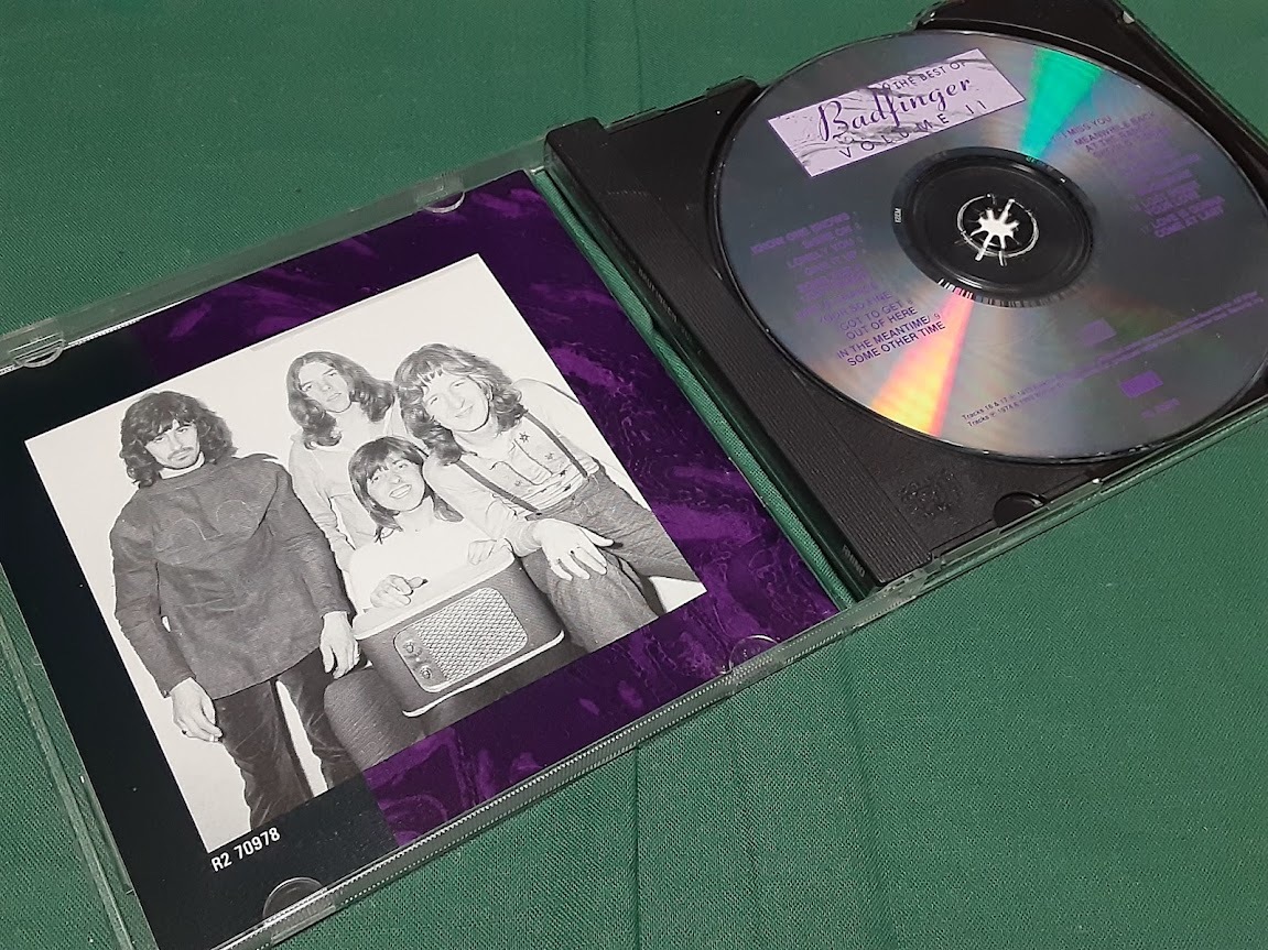 BADFINGER　バッドフィンガー◆『THE BEST OF BADFINGER,VOL.2』輸入盤CDユーズド品_画像2