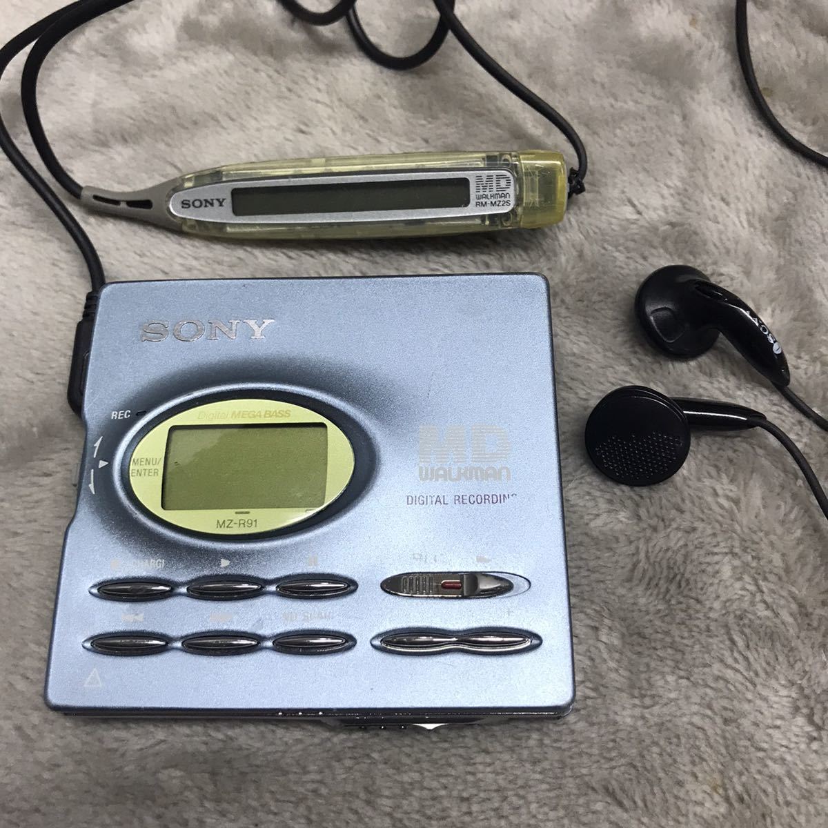 保管品 完全ジャンク 現状品 SONY MZ-R91 Portable MD Player WALKMAN ソニー ポータブルMDプレーヤー ウォークマン◎_画像1