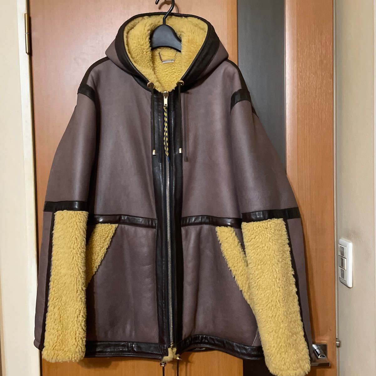 希少 定価40万円『ARIES』19A/W HOODED SHEEPSKIN JACKETリバーシブルムートンコート アリーズ イタリア製 元SILAS ストリート 国内正規品