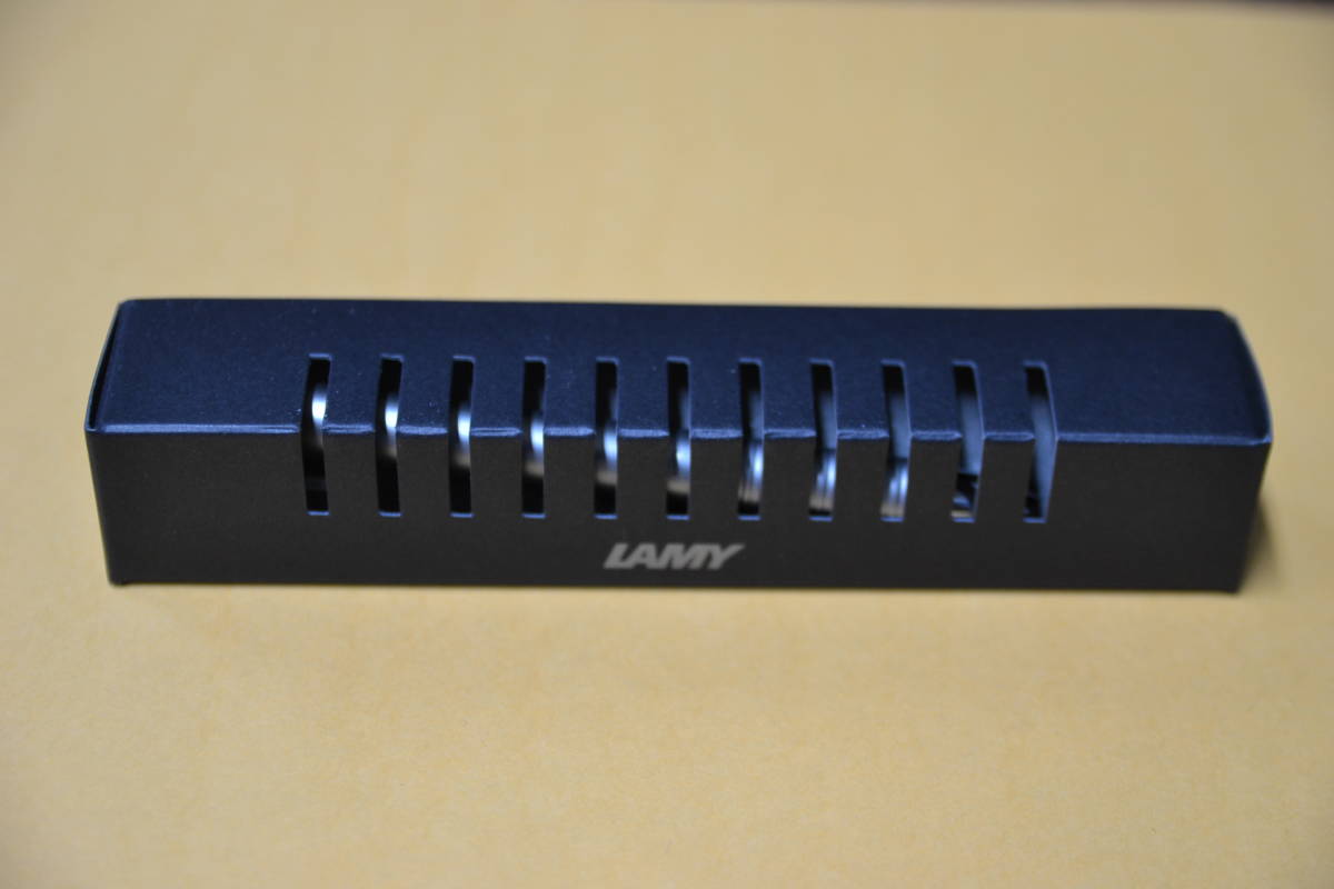 即決 未使用 箱入 LAMY ラミー 2016年廃盤商品 ティポ AL (Tipo AL) ローラーボール グラファイト L338GRの画像2