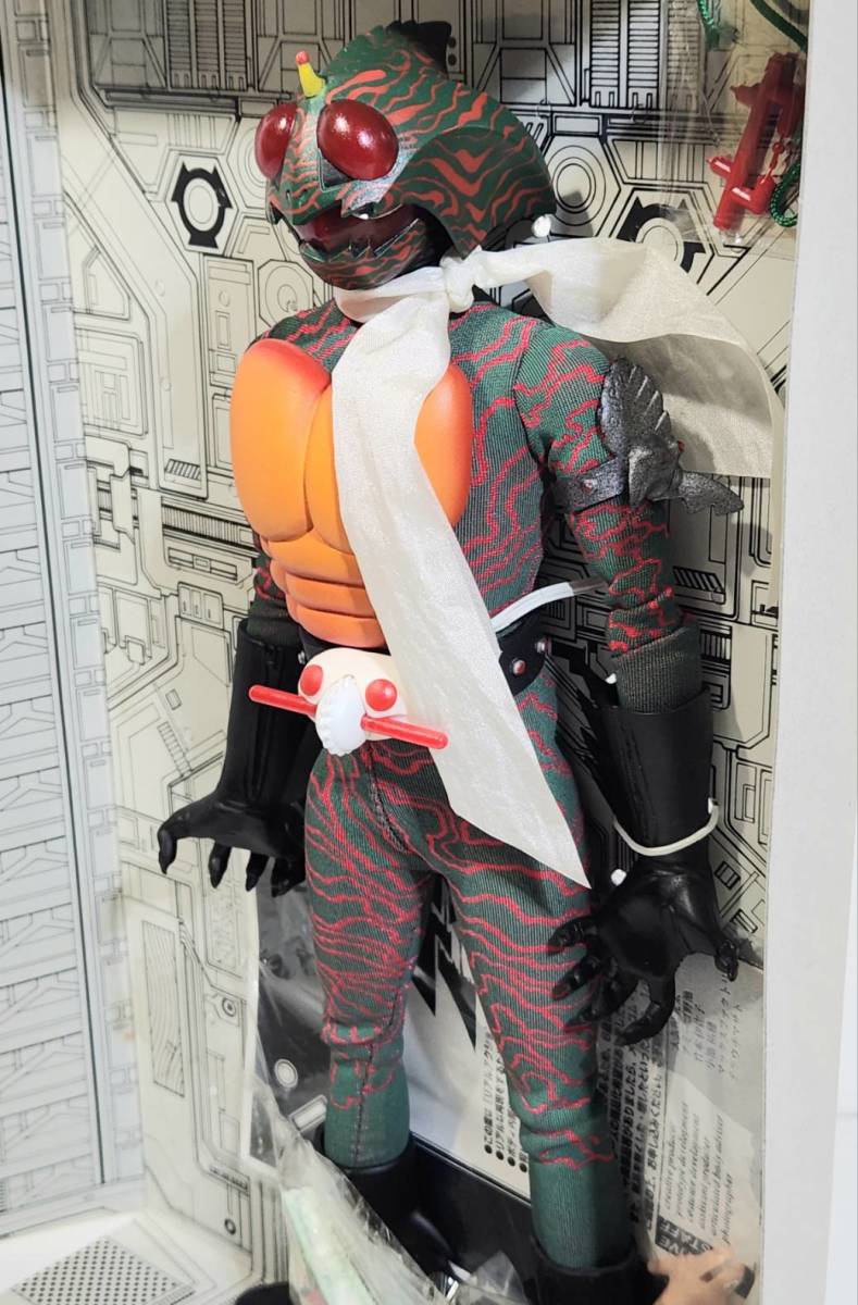 Bibian 比比昂 - 仮面ライダーアマゾン メディコム・トイ RAH Bibian 比比昂 - 仮面ライダーアマゾン メディコム・トイ RAH