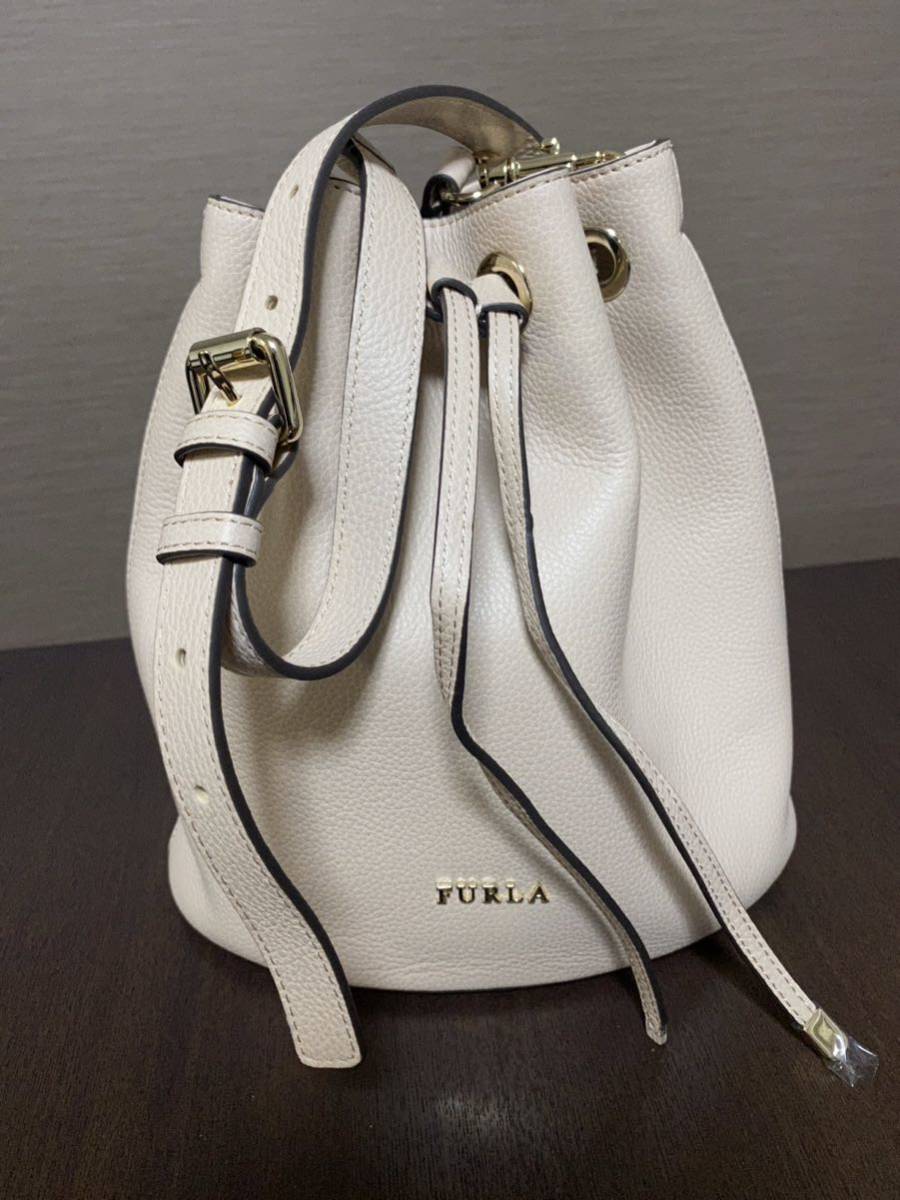 【1円〜未使用】FURLA 巾着 ベージュ系【定価6万円程】COACH MICHAEL KORS kate spade_画像1