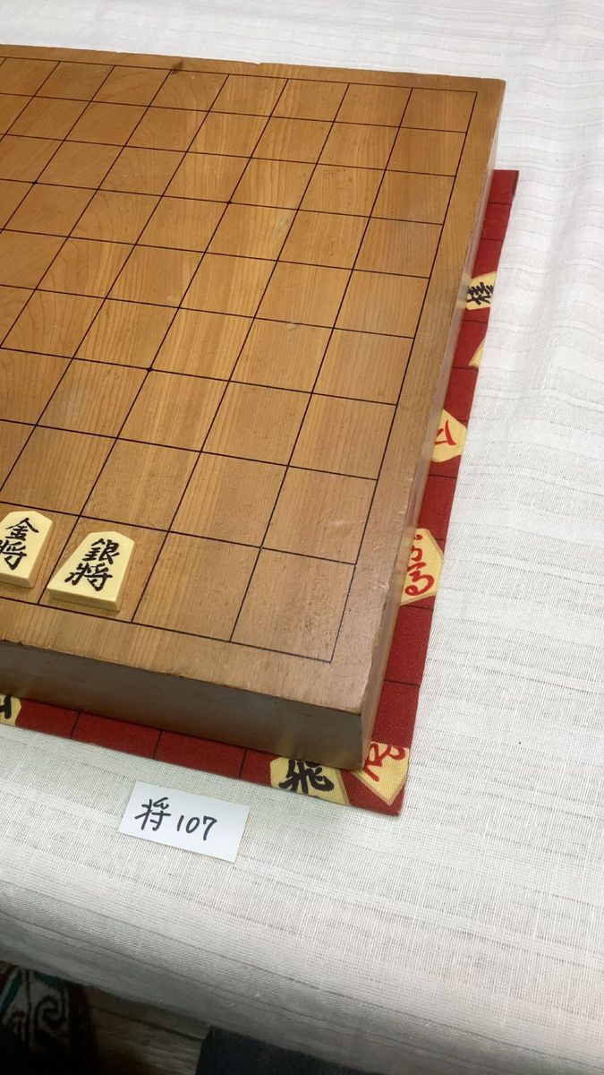 ２寸盤用、真っ赤な将棋柄マット:盤の安定性抜群:将107