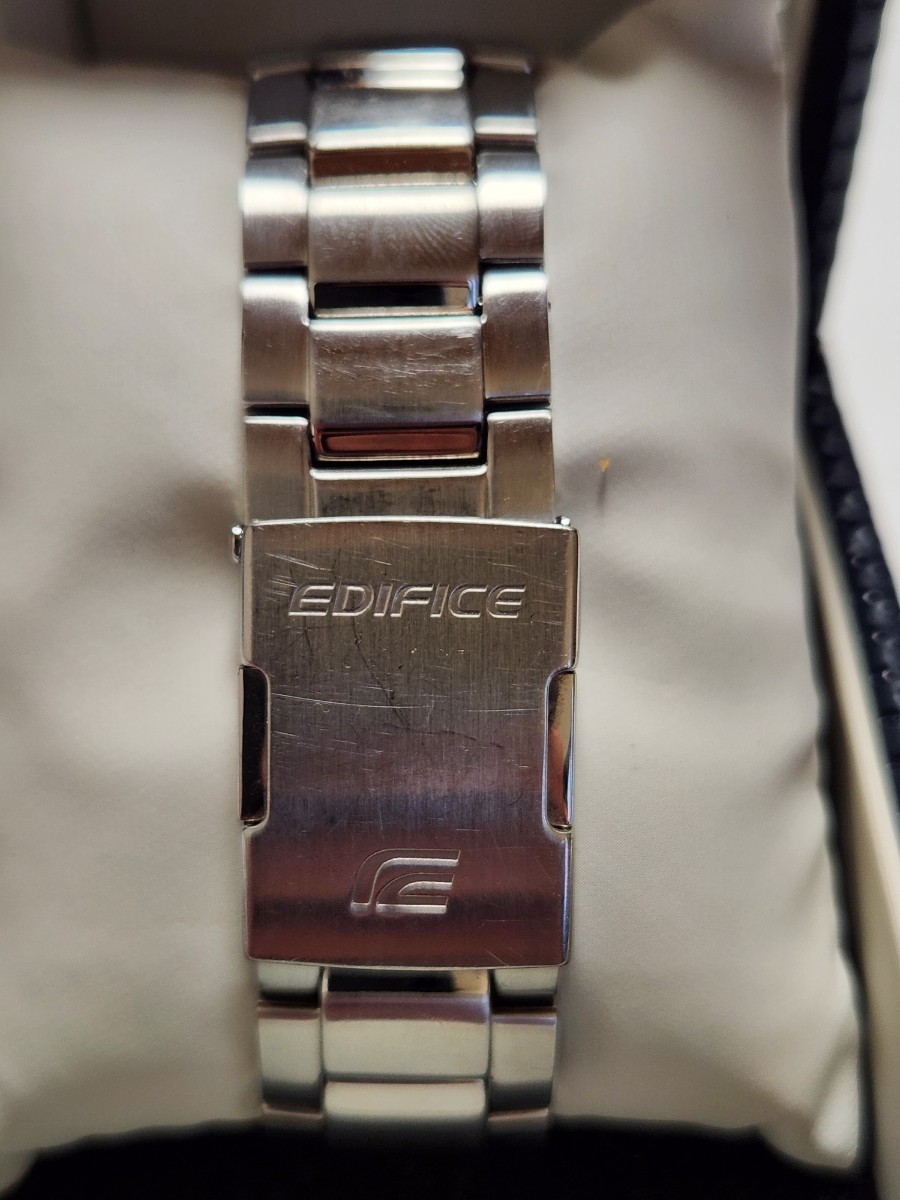 CASIO カシオ EDIFICE（エディフィス）EQW-T1010 美品 コマ有り 箱有り　取説あり　電波ソーラー腕時計　メンズ_画像4