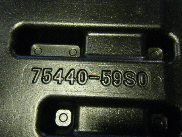 令和５年 ハスラー 5AA-MR92S 純正 Rボード・トノカバー 75440-59S0 75483-59S0 _画像4
