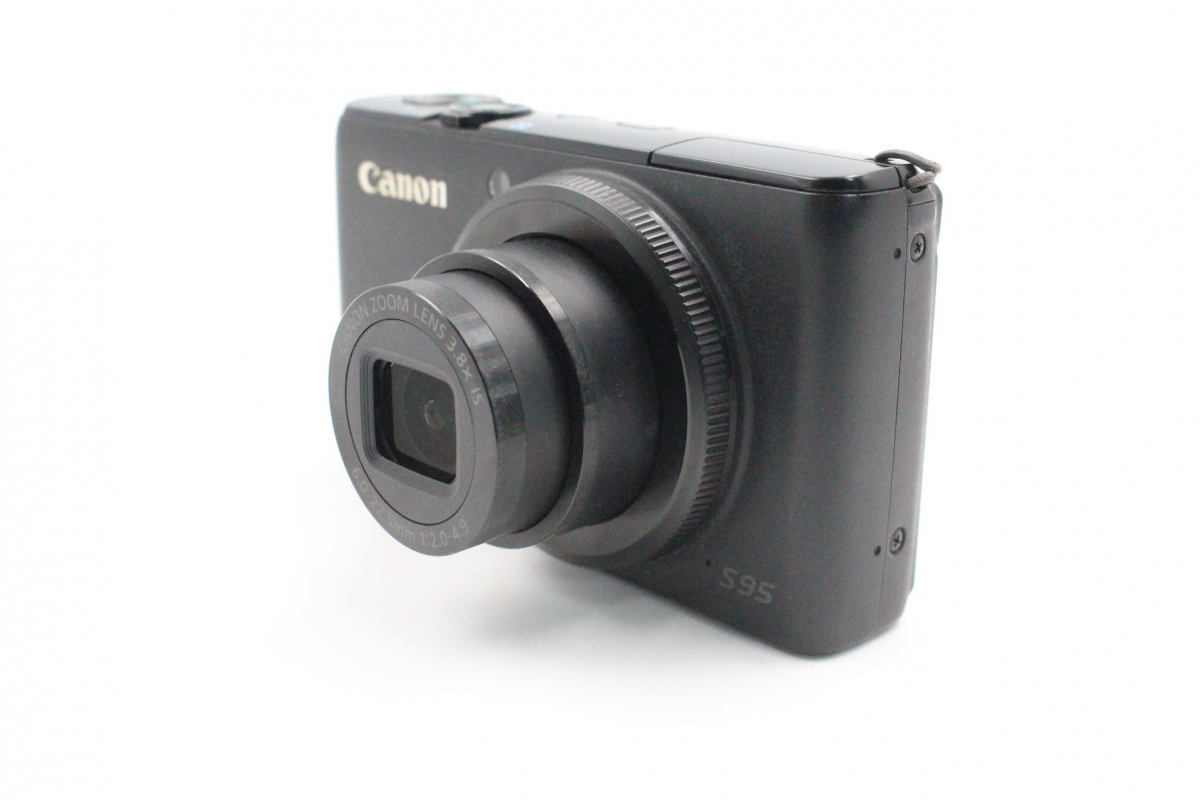 【ト長】Canon キャノン PowerShot パワーショット S95 PC1565 コンパクトデジタルカメラ デジカメ ブラックカラー IR400IOE61_画像1