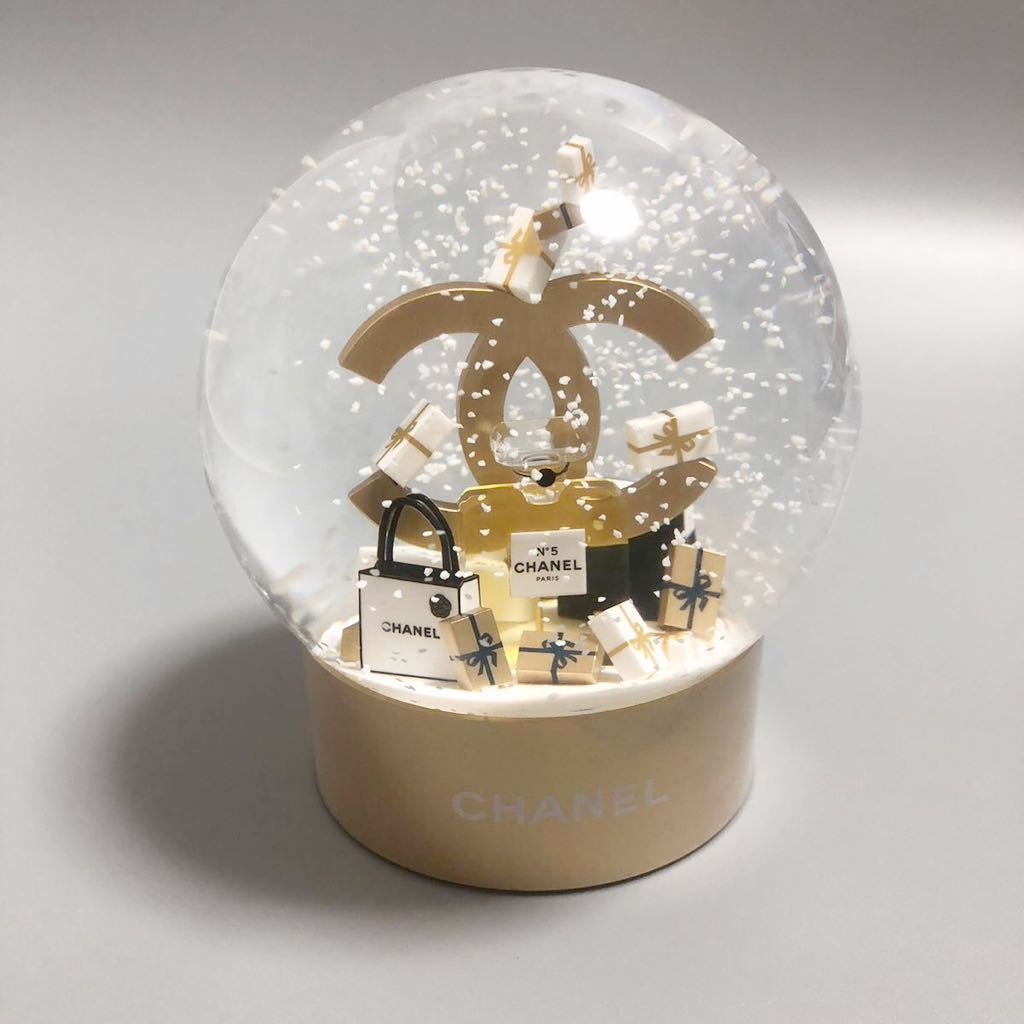 未使用品 シャネル CHANEL スノードーム 2023 VIP クリスマス限定品 ココマーク No.5 ギフトボックス 置物 インテリア ノベルティ  中古