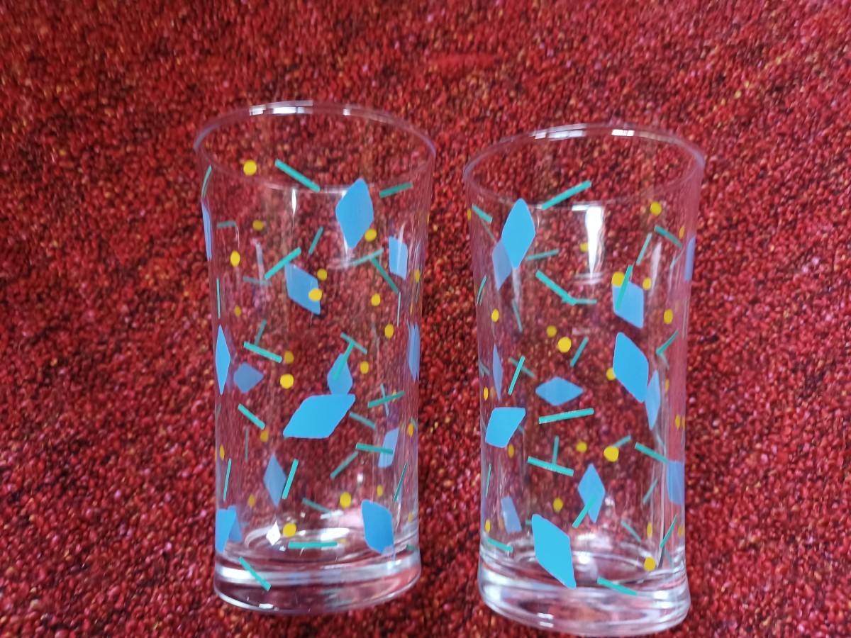 未使用◆ レトログラス　2個セット ◆ガラス製 /青黄色 模様/タンブラーセット/ グラス / ガラスコップ/かわいい_画像3