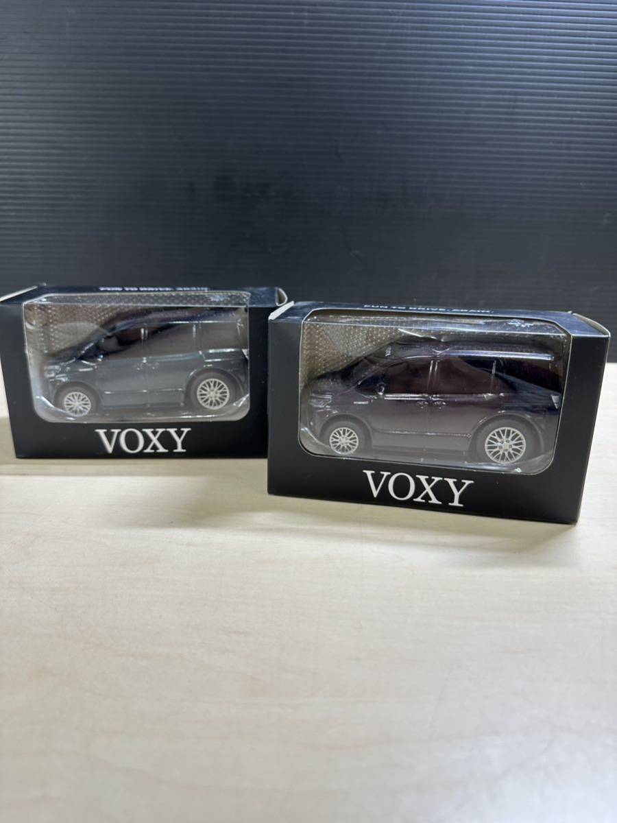 TOYOTA トヨタ VOXY ヴォクシー プルバックカー 2点セット ミニカーの画像1
