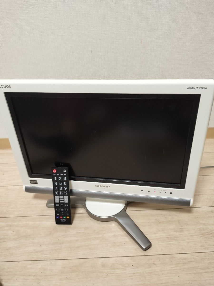 SHARP】アクオス 液晶テレビ 20型LC-20D10(白)|Yahoo!フリマ SHARP】アクオス 液晶テレビ 20型LC-20D10(白)|Yahoo!フリマ