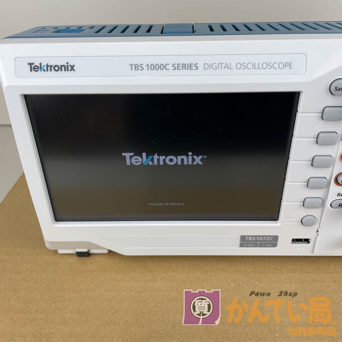 [9356]テクトロニクス TBS1072C　デジタル・オシロスコープ 70MHz 2ch【中古】電源投入可 現状販売 本体・電源ケーブル_画像4