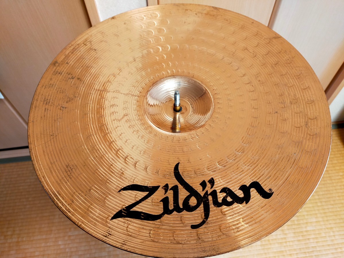 ジルジャン 16インチ ミディアム シン クラッシュ 万能 シンバル medium crash zildjian パイステ ヘビー sabian マイネル イスタンブール_画像2