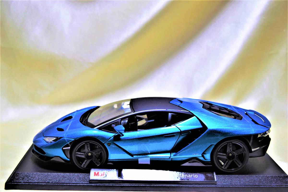 新品マイスト1/18【Maisto】■Lamborghini Centenario■ランボルBMW/ポルシェ/フェラーリ/アウディ/メルセデス/オートアート/京商/ブラーゴ_画像4