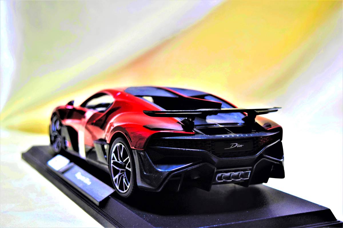 新品マイスト1/18【Maisto】レア■Bugatti Divo/レア色/■ミニカー/BMW/ポルシェ/フェラーリ/メルセデスベンツ/ランボルギーニ/他_画像3