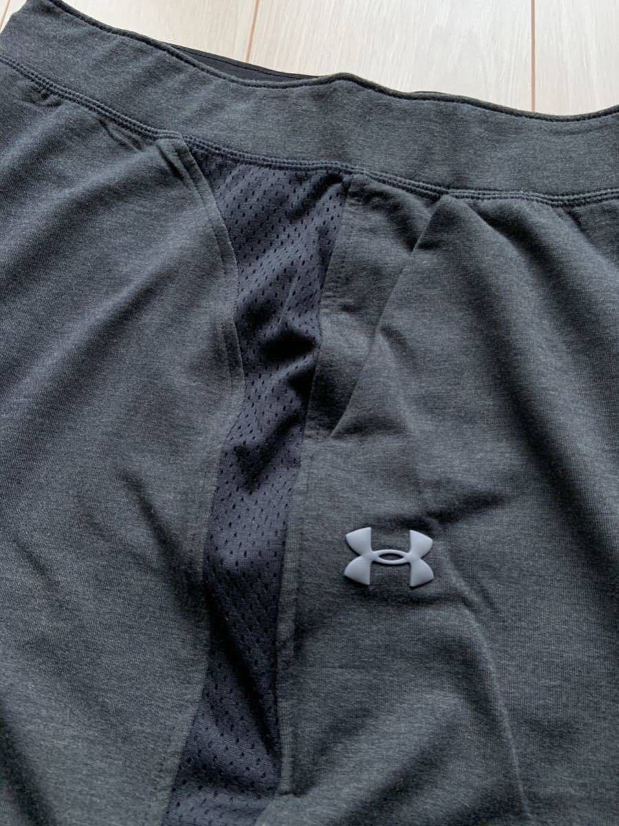 未使用品◇アンダーアーマー under armor スウェットクォーターパンツ Feather weight FleeceCrop トレーニング ロングパンツ LG グレー_画像4