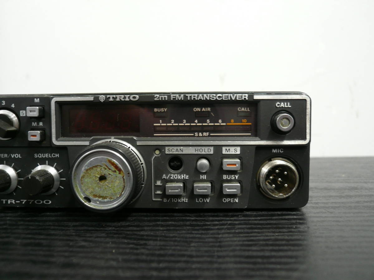 RR218 Z トランシーバー トリオ TRIO TR-7700 ジャンク品_画像3