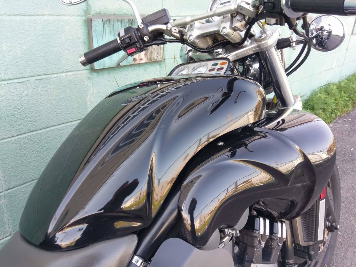 Ψ★★お買い得セール!!★★★YAMAHA 旧V-MAX デザインダミータンクカバー（トライバル Type）(黒) Vmax♪_※装着イメージです