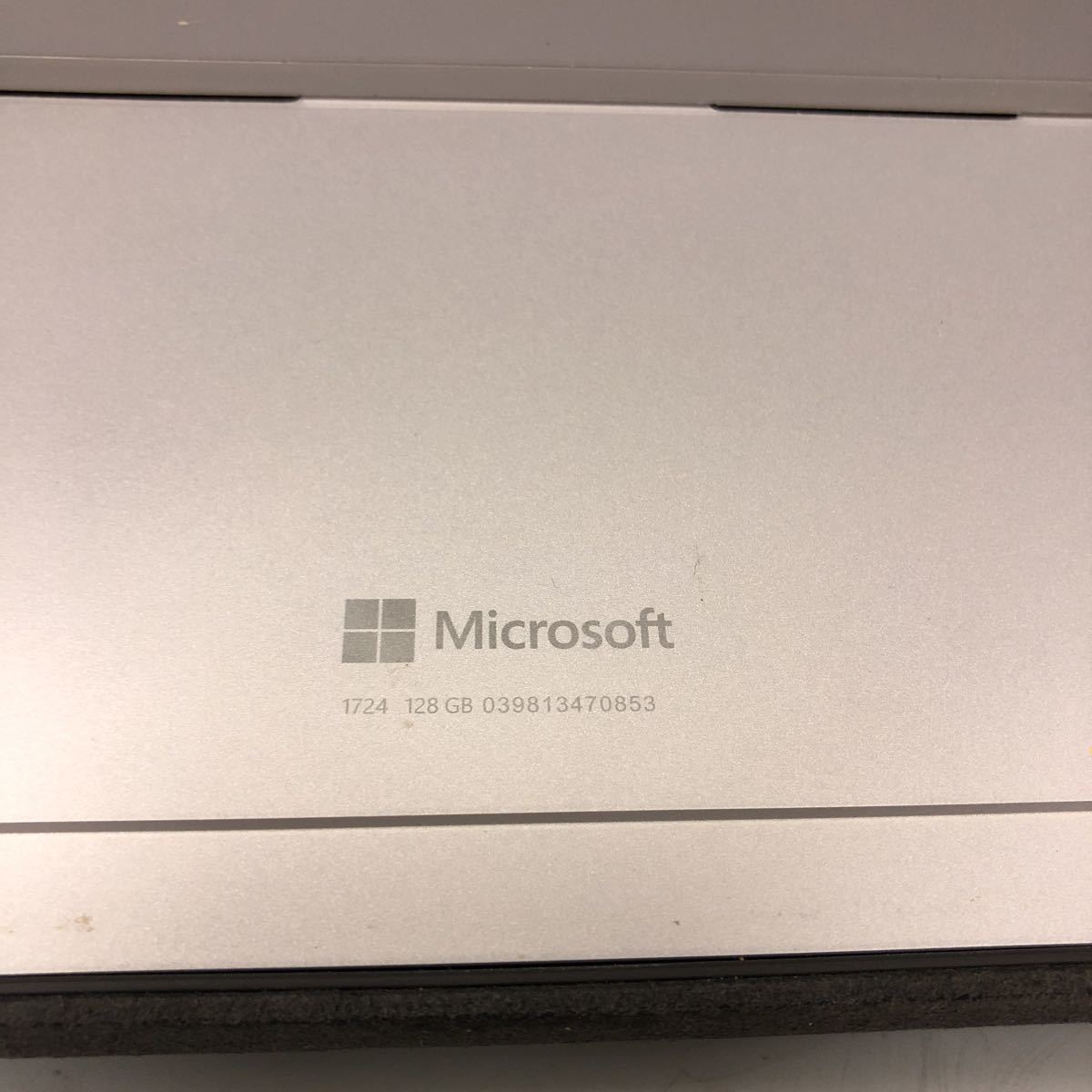 JXNT3077 /Microsoft Surface Pro 1724/Core m3 6Y30 0.90GHz/128GB/4GB/12.3インチ/Windows10 Pro/タッチパネル/バッテリー不良_画像8