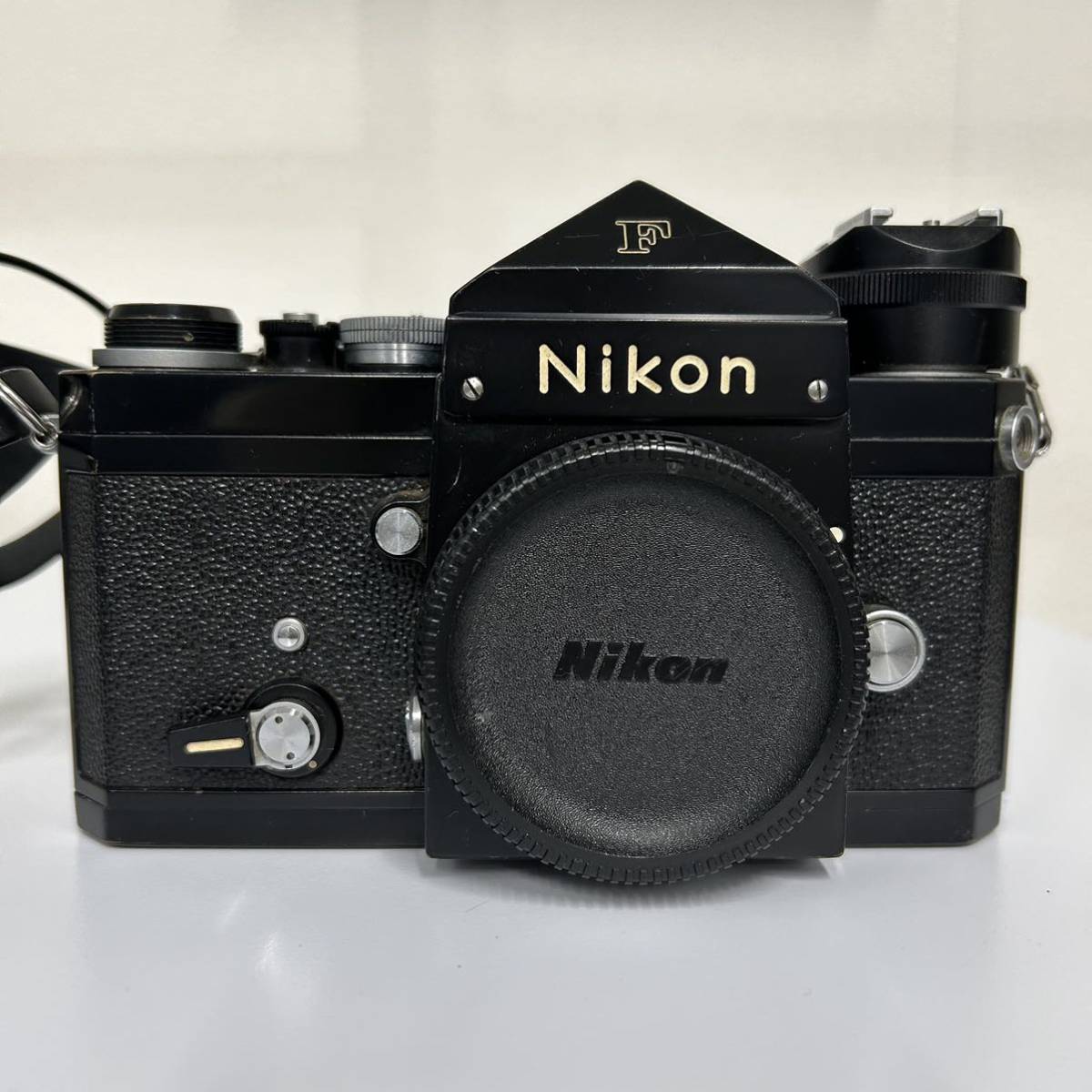 超人気の Nikon ニコン ブラック ボディ フィルムカメラ F ニコン