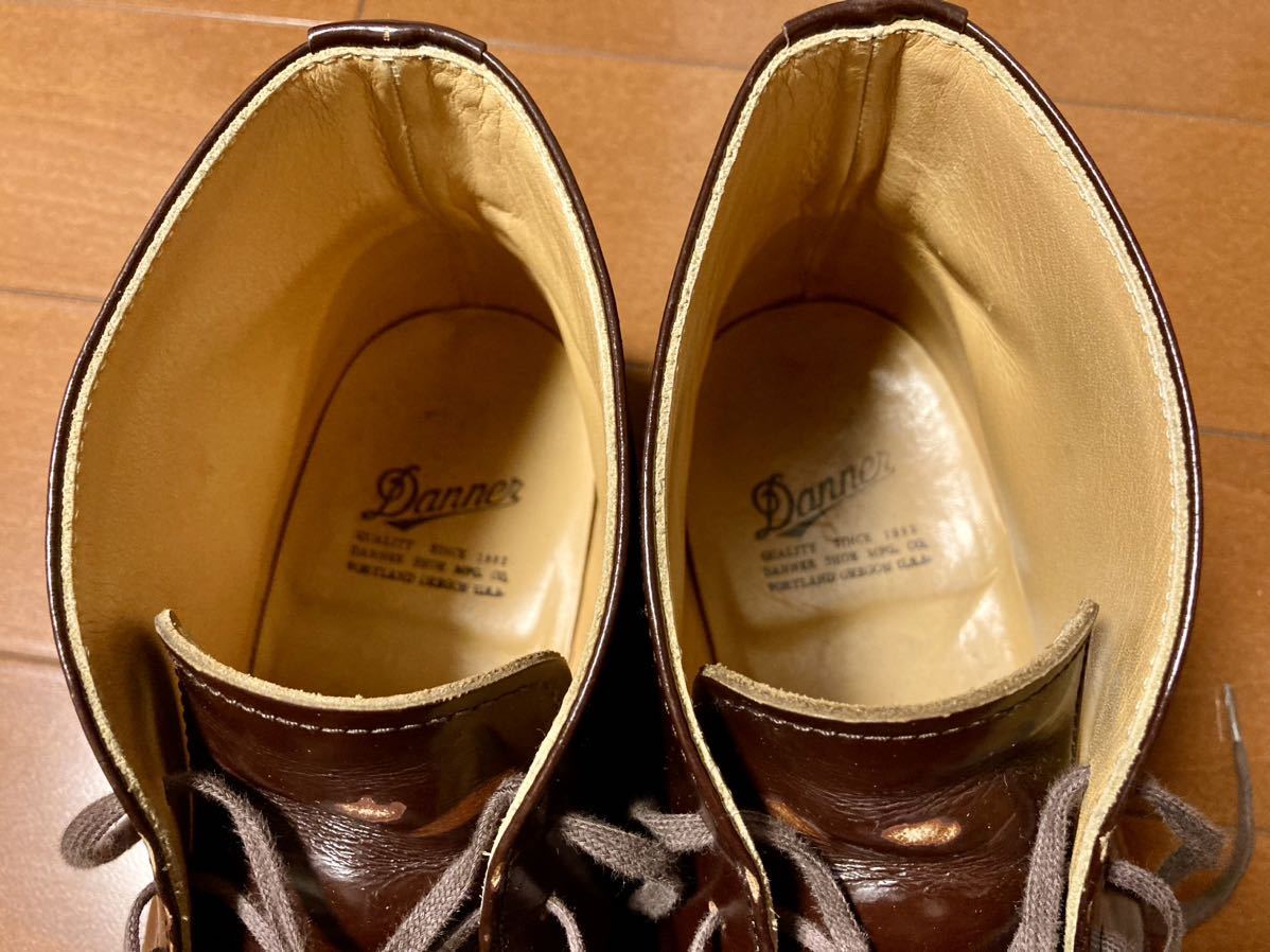 絶版品【Danner Postman Boots ポストマンブーツ】D4302 US8 (26cm) レザー本革 グッドイヤーワーク ドレス チャッカ サービスシューズ_踵部分にもDanner刻印が入ります