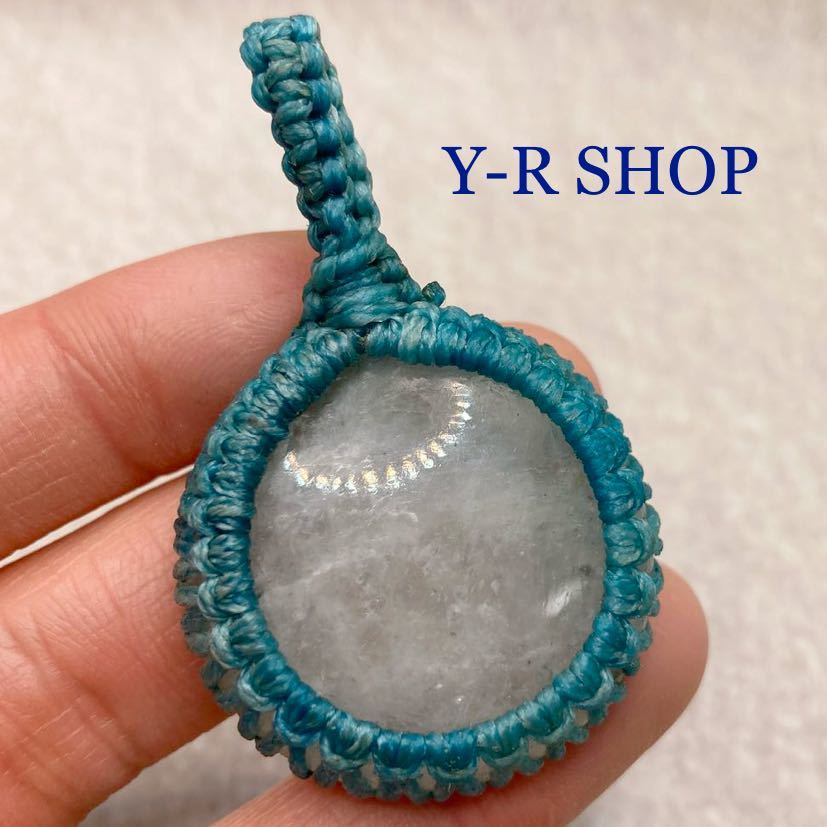 天然石★ムーンストーンのマクラメ編みペンダントトップ★レディースネックレスカラーストーンエスニックインド新品宝石Y-R_画像1