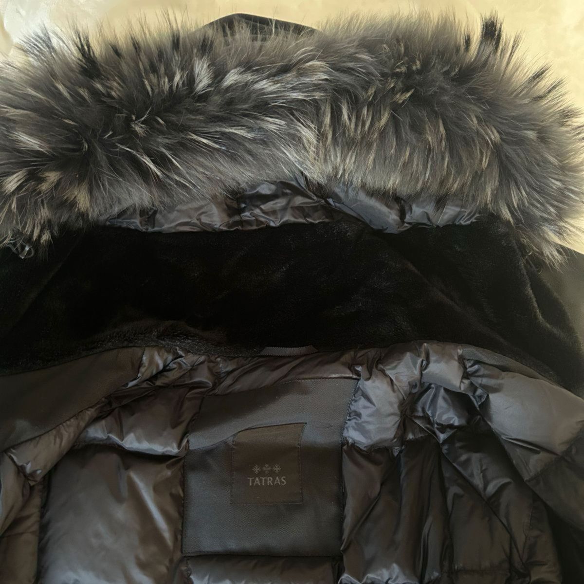 お値下げしました【美品】正規品 TATRAS ダウン|Yahoo!フリマ お値下げしました【美品】正規品 TATRAS ダウン|Yahoo!フリマ