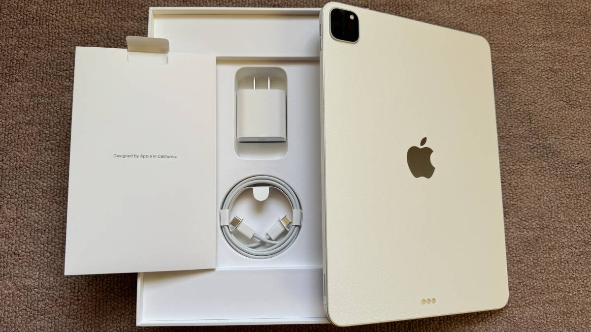 Apple iPad pro 11インチ（第３世代）シルバー 256GB WiFiモデル M1