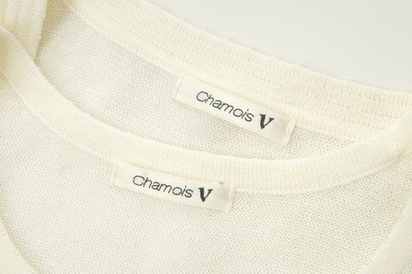  原文:B2807【未使用*定価6.4万】Chamois V/シャミーヴィ*アンサンブルニット*フラワー/花柄*ビーズ装飾*半袖セーター+長袖カーディガン*白系*40