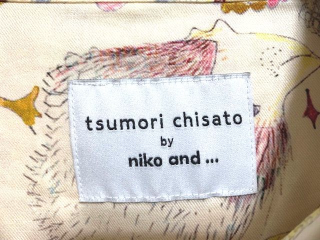 ●コラボ 美品　tsumori chisato by NIKO AND...　ツモリチサト×ニコアンド　手書きイラスト総柄 オーバーサイズシャツ ベージュ 4_画像6