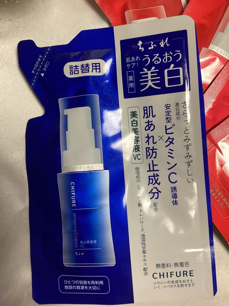 U12086 ちふれ 美白美容液 VC /W N 30ml ×4個 詰め替え用 未使用品 送料250円 _画像2