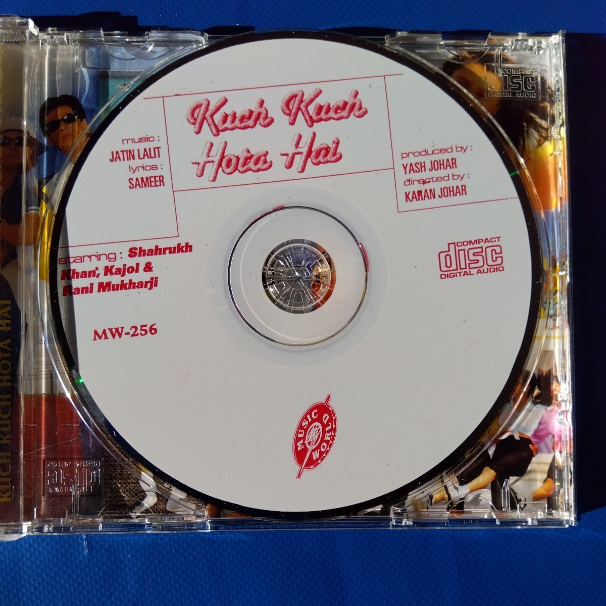 インド 映画 Kuch Kuch Hota Hai 何かが起きてる CD/シャー・ルク・カーン ボリウッド ロマンス ラブ ストーリー ヒンディー サントラ 音楽_画像9