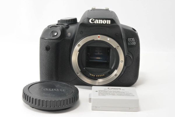 ★良品★キャノン CANON EOS 650D ボディ (EOS Kiss X6i 海外モデル)_画像1