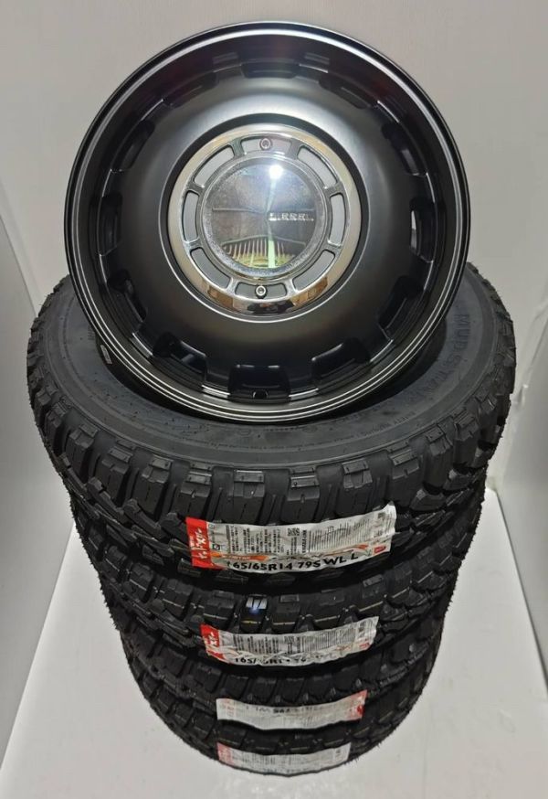 数量限定 在庫分のみ！ DIESEL ディーゼル 4.5-14+43 4/100 サテンブラック マッドスター ラジアルM/T 165/65R14 2023年製 軽自動車_画像1