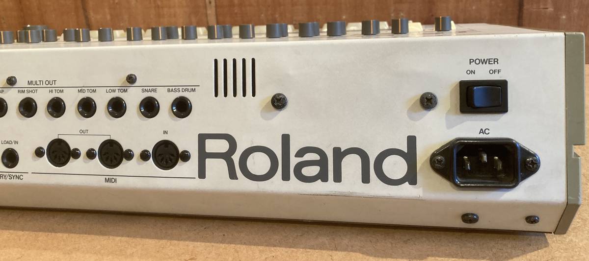 ■Roland TR-909 Rhythm Composer Drum Machine ローランド リズムマシン 銀ネジパネル オリジナル JUPITER-8 808_画像7