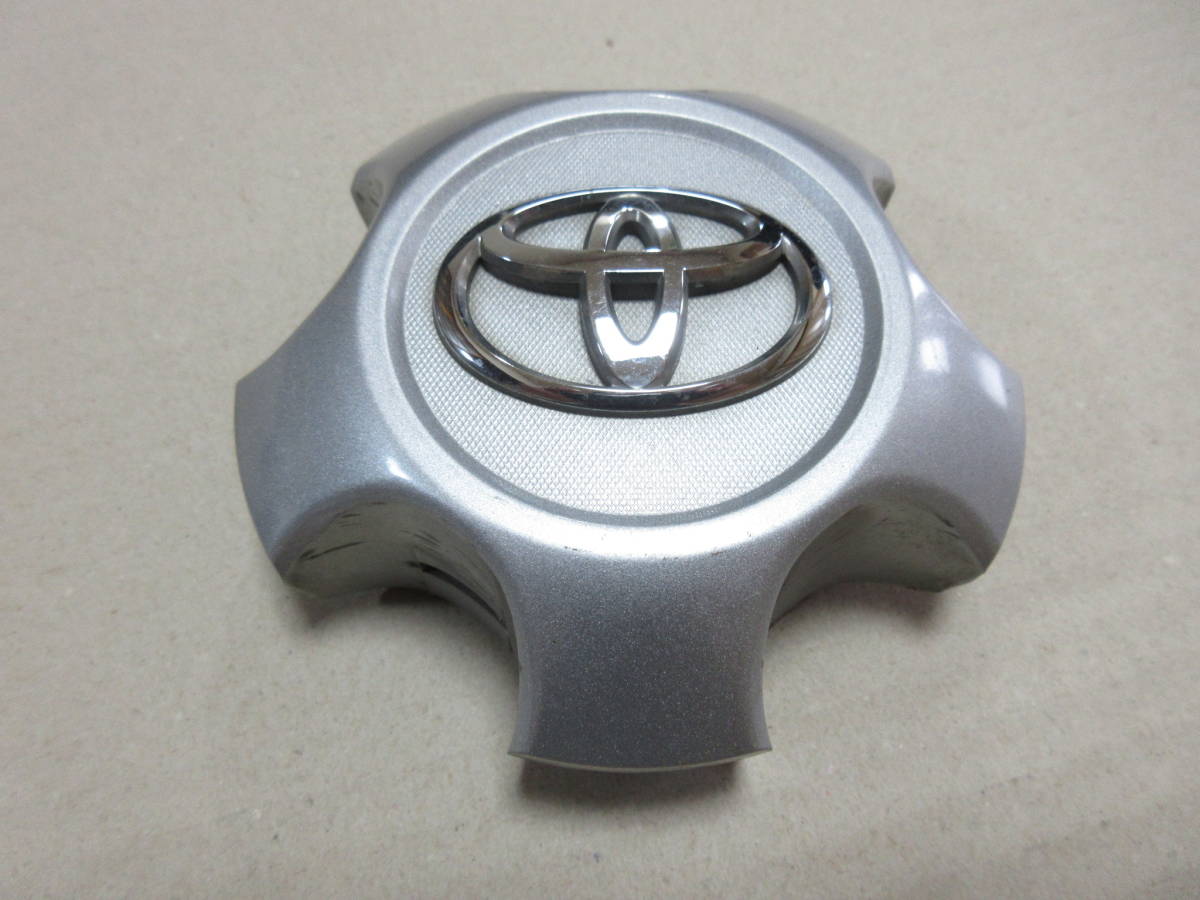 トヨタ RAV4(2006-2014)純正ホイールキャップ センターキャップ4枚セット(シルバー×メッキエンブレム)中古品_画像6