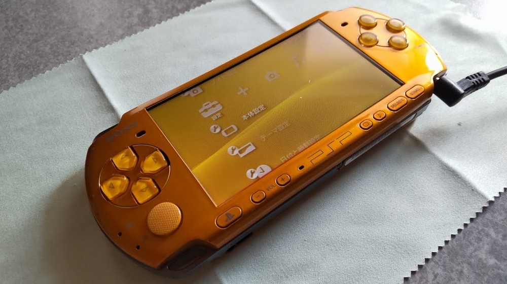 PSP PSP-3000BY （ブライト・イエロー）_画像3