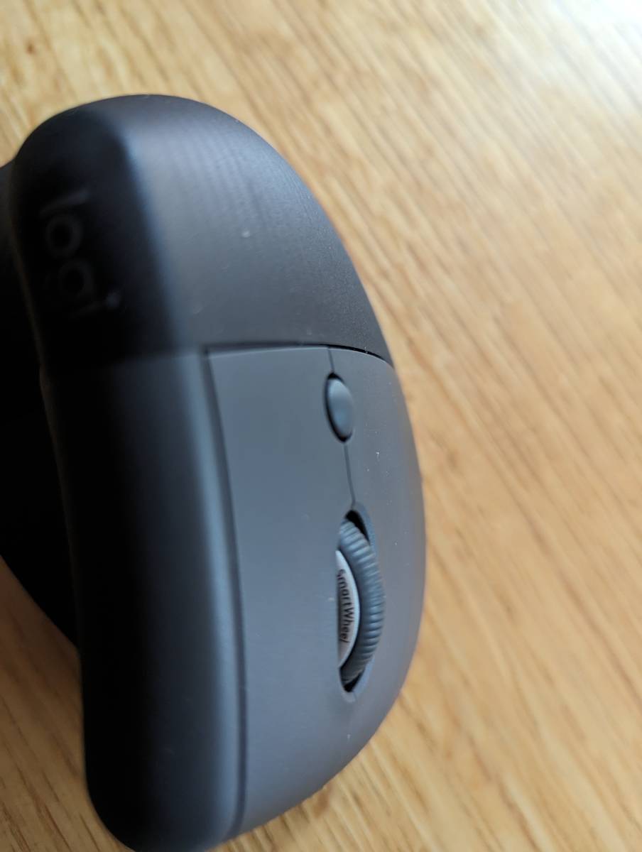 Logitech Lift Vertical Ergonomic Mouse LIFT Left-handed ロジテック ワイヤレスマウス(左手用)_画像7