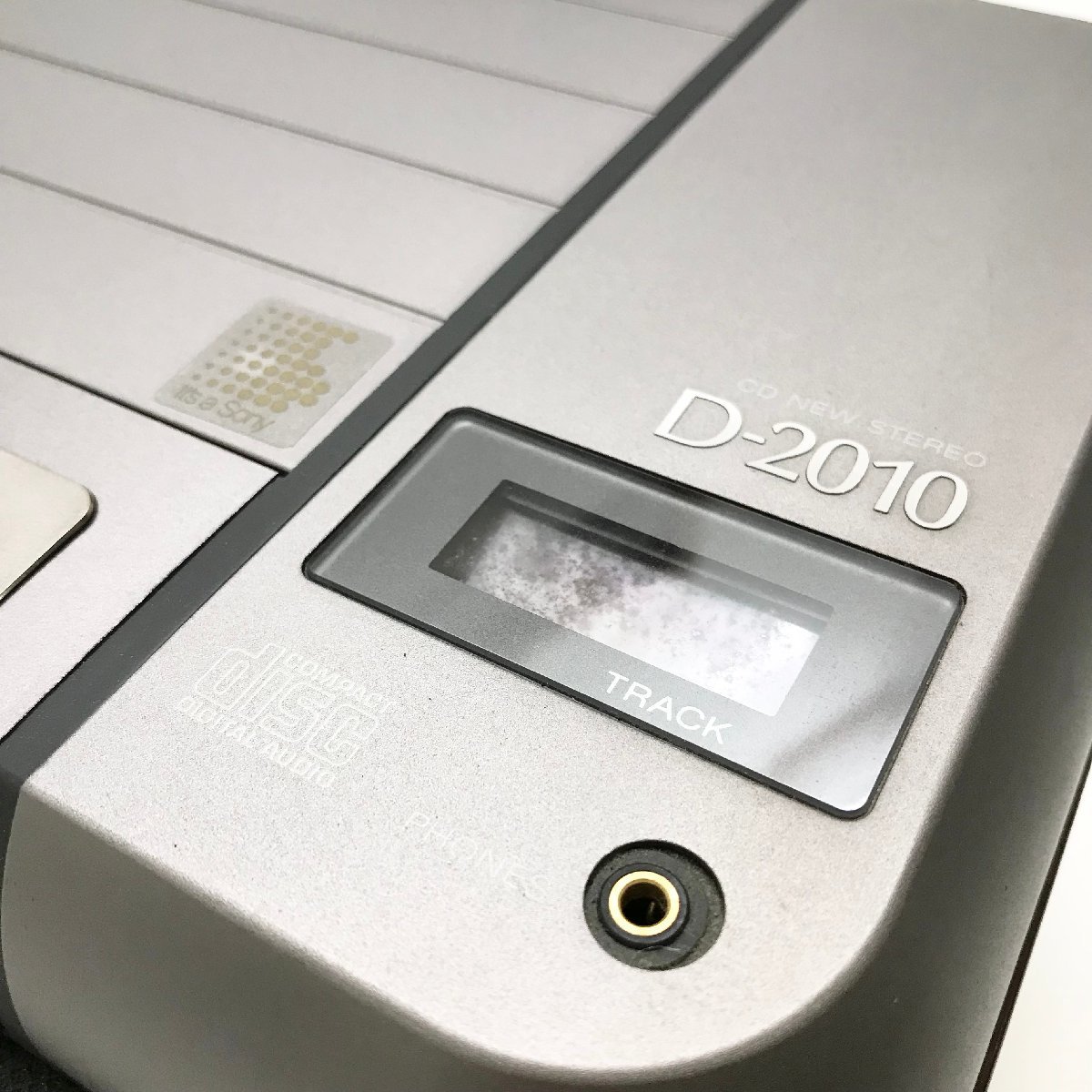 ▲【ジャンク品】 SONY ソニー D-2010 CD NEW STEREO CD/AM/FM/カセット ラジカセ 家電 オーディオ機器 現状品 (E2)M/S51219/6/9.7_画像8