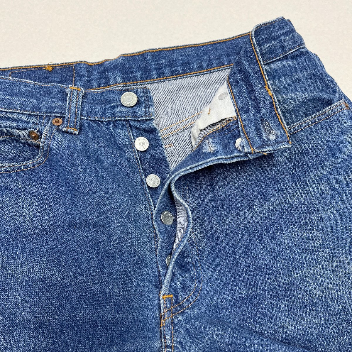 ●80s vintage Levi’s リーバイス デニム ジーンズ ボタンフライ 501 刻印653 スモールe USA製 ブルー系 サイズW32L32 メンズ 0.69kg●_画像3