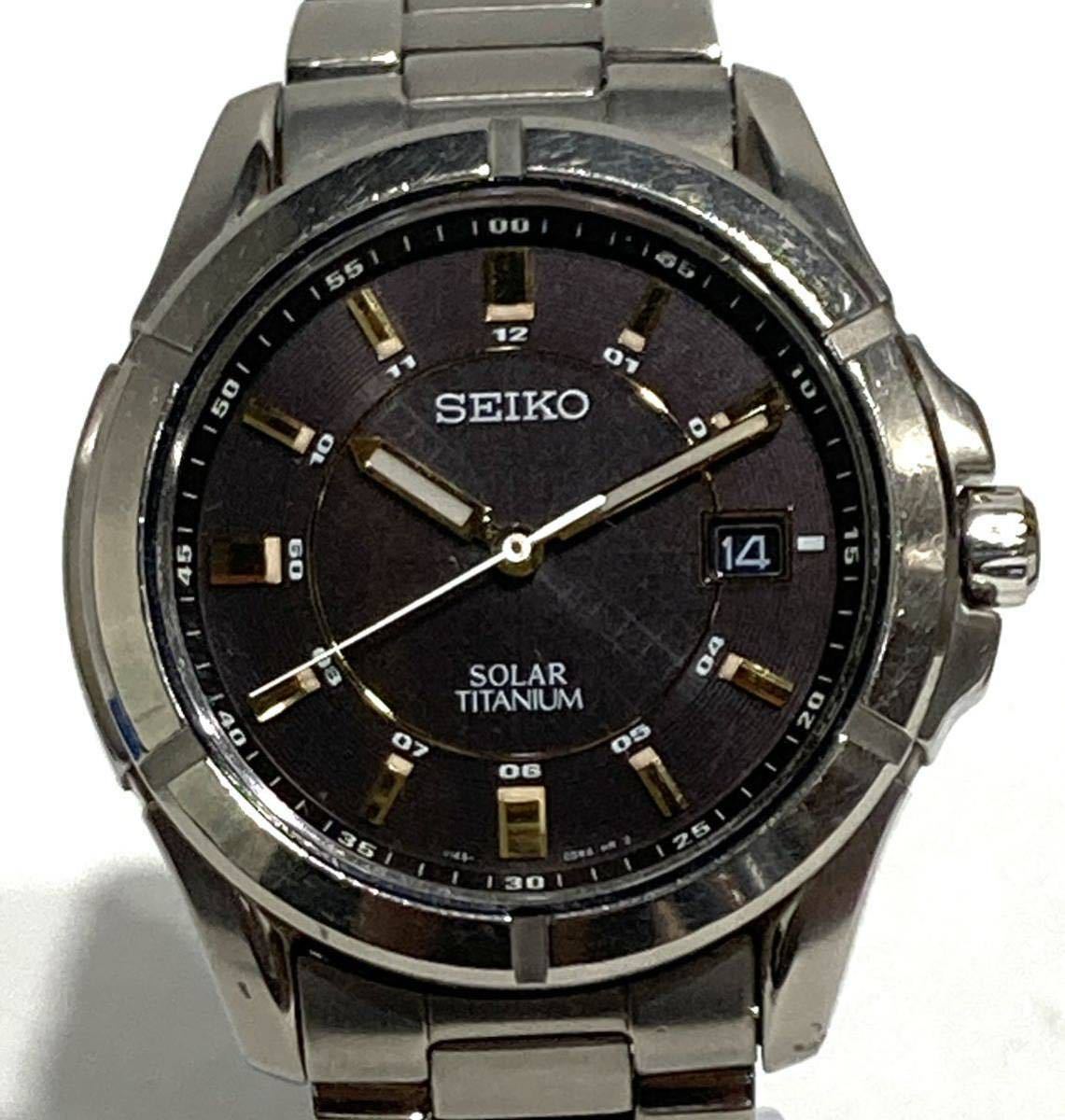 ★bk-404 稼働品 SEIKO セイコー スピリット V145-0AX0 ソーラー チタン デイト メンズ 腕時計 黒文字盤 箱 説明書(T124-13)_画像3