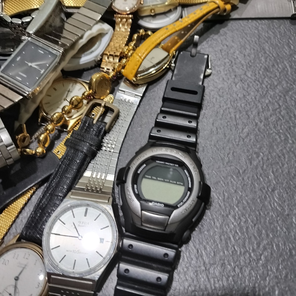 ジャンク　SEIKO CASIO CITIZEN　など　腕時計まとめ　約60本　約2.5kg mr-g 120　typⅱ　チープカシオ　Jupiter　VEGA 　adidas_画像5