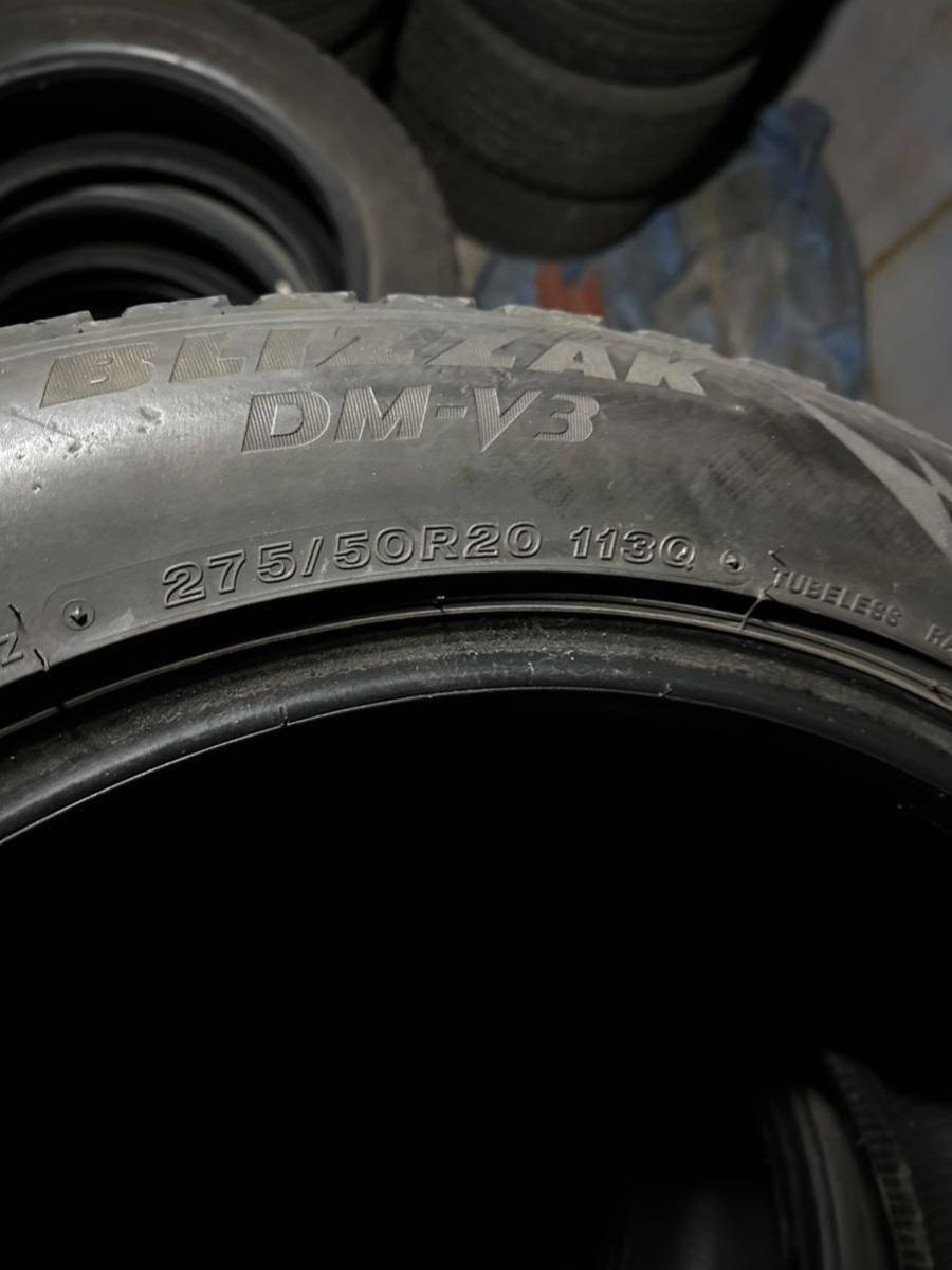 ブリヂストン スタッドレス DM-V3 275/50R20 4~5ミリ山 2019年製 中古 ４本セットBRIDGESTONE タイヤの画像2
